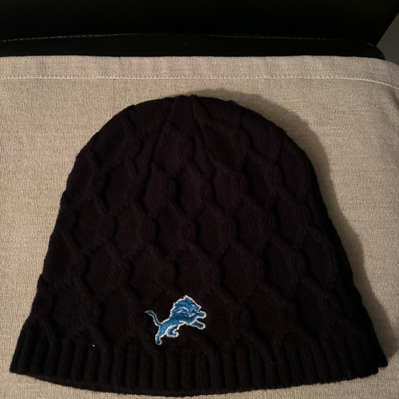 NFL PRO LINE PRE-LOVED FANATICS DETROIT LIONS BLACK BEANIE HAT - Picture 9 of 13